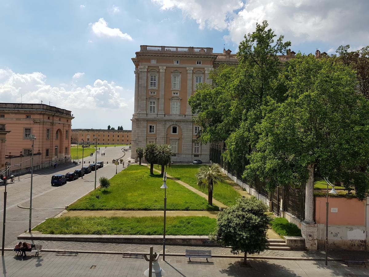 L'Insolita Reggia Caserta Exterior photo